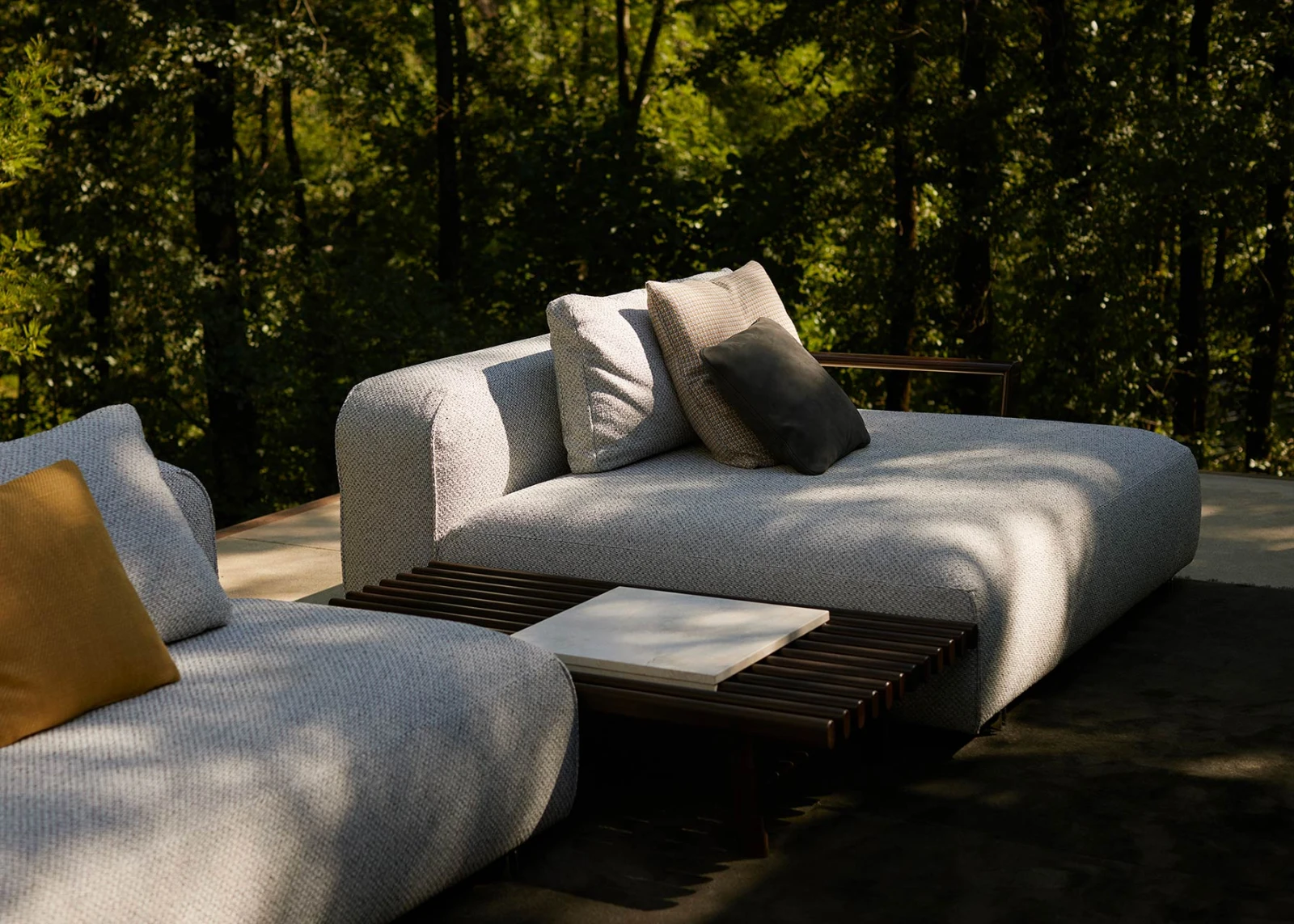 Exteta – Elba-Sofa-Elba-Coffee-Table-02 – gyártó