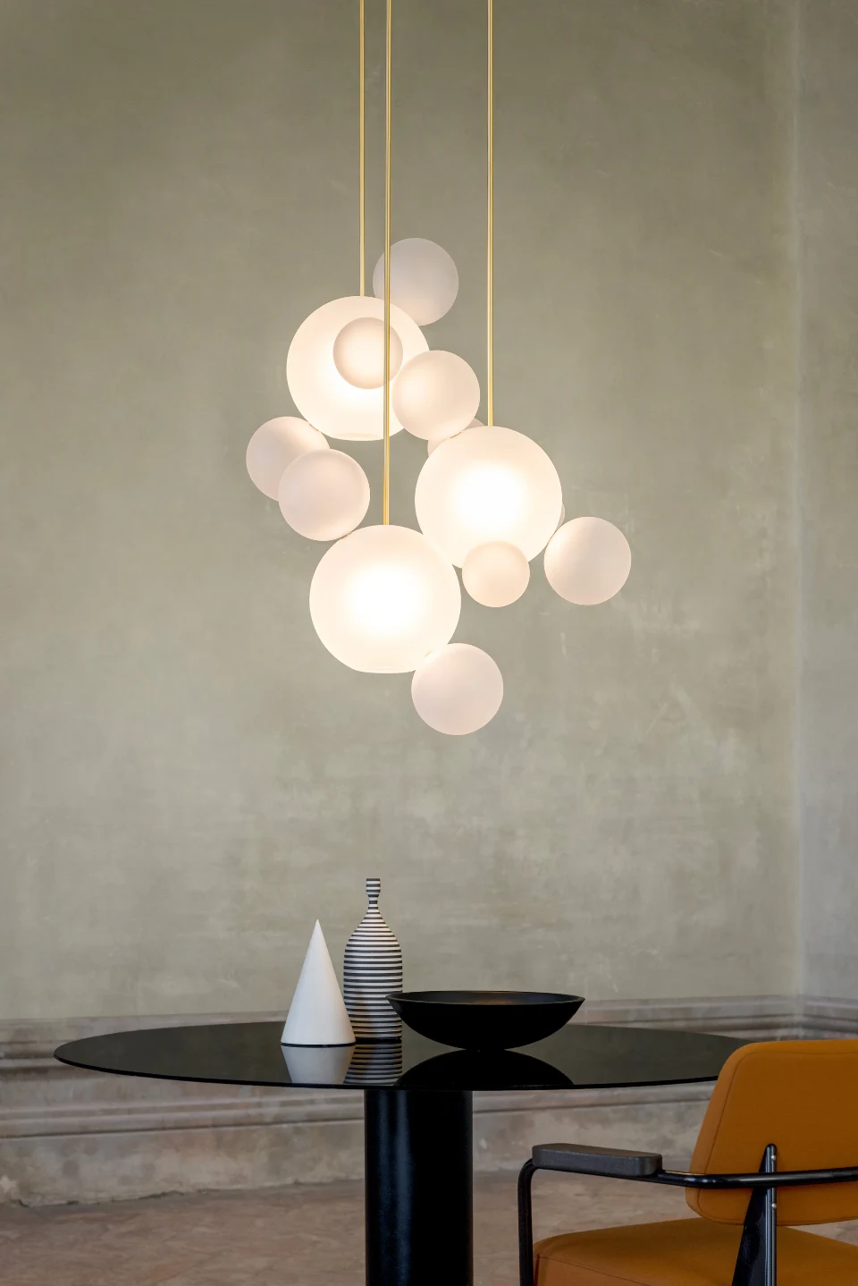 Lámpák – 1678791647-giopatocoombes_bolle-chandelier-14c_ph_nathalie_krag_2019_web – referenciafotó (13)