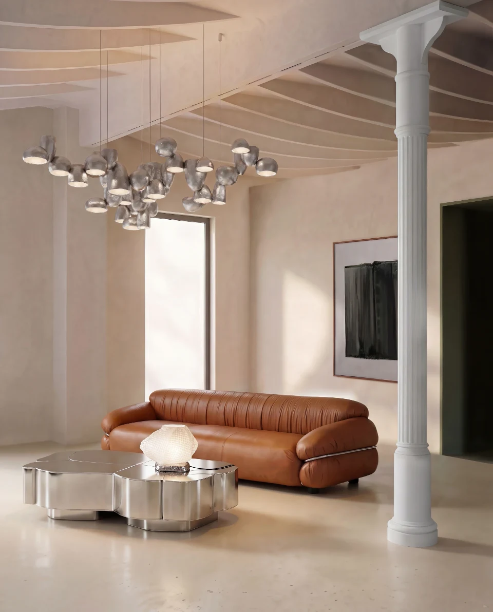Lámpák – 1781525553-giopatocoombes_nokori-ni_medium_table_castbase_scarabei_chandelier_circular_150_low – referenciafotó (16)