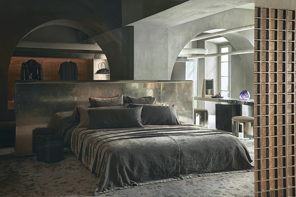 Bedroom – archive-HENGE0257-MS – reference photo (4)