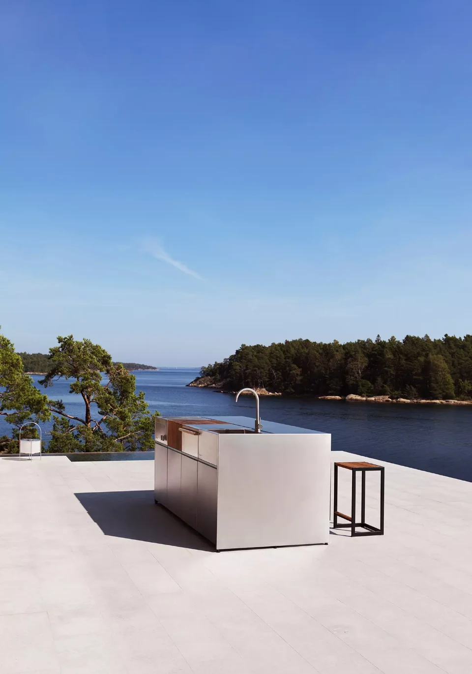 Kültéri konyha/Kandalló – Roshults-Outdoor-Kitchen_10155-01-LowRes – referenciafotó (12)