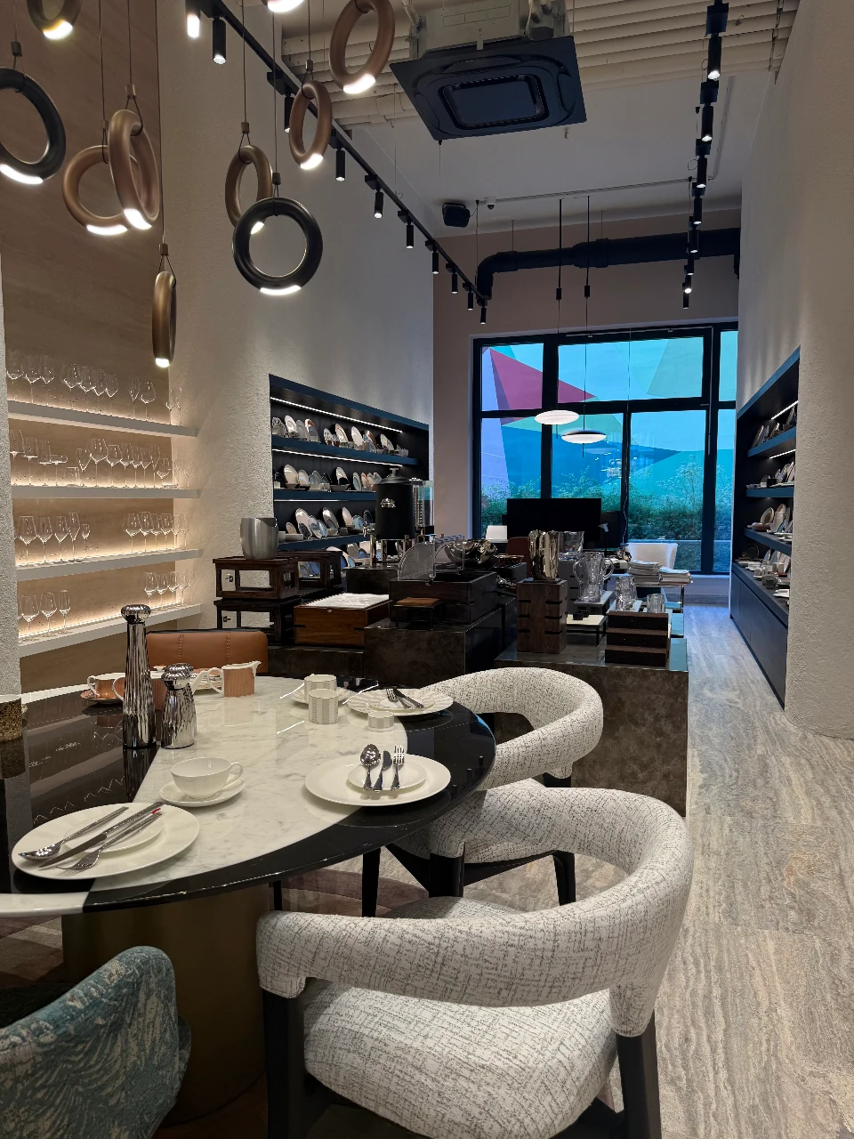 Showroom – Photo 2026. 07. 22., 17 42 51 – reference photo (11)